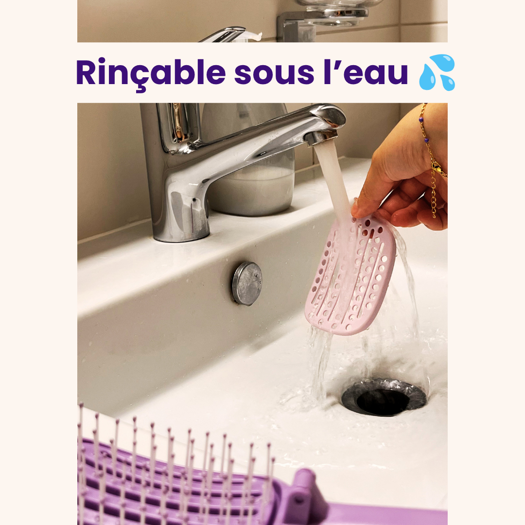 Brosse autonettoyante et pliable