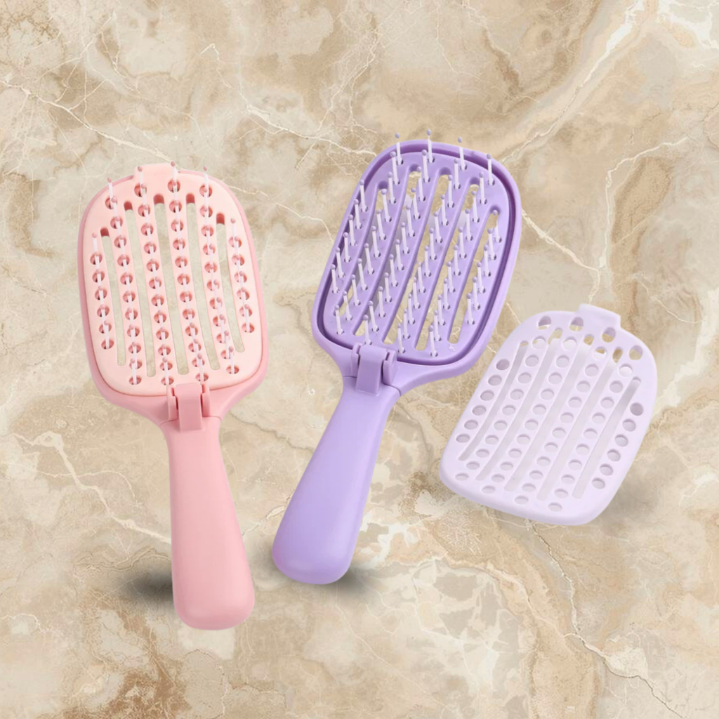 Brosse autonettoyante et pliable